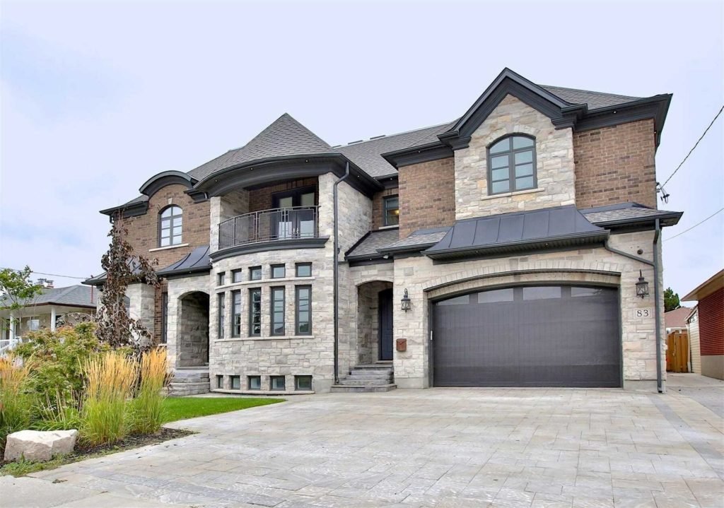 83 Pleasant View Dr Front